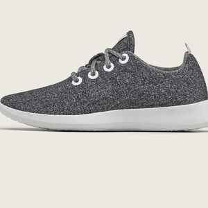 Stylish Pink Shoes all birds wool runner (they don’t currently make this color)